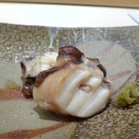 鮨 銀座 おのでら - 蛸のやわらか煮
                  