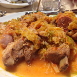 アルティスタ， - スペアリブとソーセージのトマト煮込み