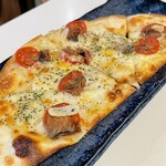 串バー あ・うん - へしこピザ