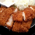 松のや - 料理写真:大麦豚ロースカツささみかつ定食(840円也) ボリューミー♪