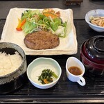 米澤牛黃木 牛鍋Ooki - 米沢牛のハンバーグ定食