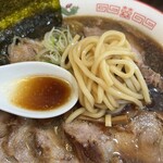 麺舗 十六 - 