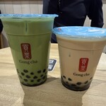 Gong cha - ドリンク写真:【抹茶ミルクティーM＋パール】甘さ普通、氷少な目 【ブラックミルクティーS+パール】甘さ普通、氷少な目