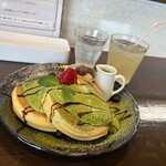 Luna's Green Pancake - 