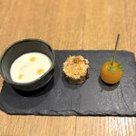 352452853 - 左から聖護院の蕪のムース、米どりのフラメンキン、くすみトマト農園のトマト飴