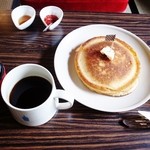 カフェ ヒラナガ - % ARABICA Kyotoのドミニカワイニーをホットケーキと