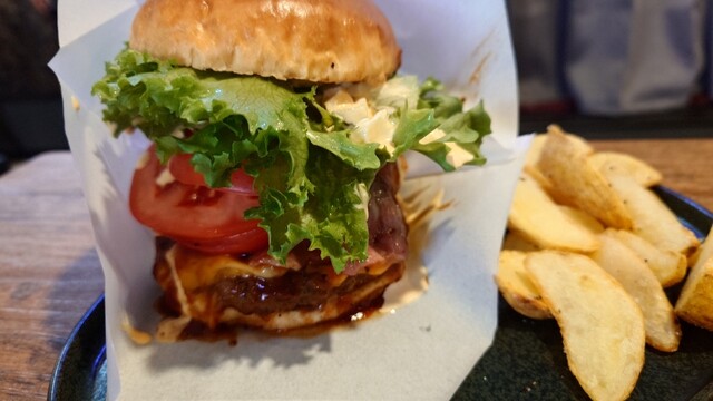 BROS.BURGER - 守口/ハンバーガー | 食べログ