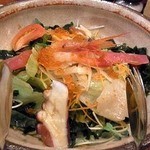 Kushihachi - 海鮮サラダ。