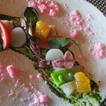 日本料理 「さくら」  - 桜鯛と春野菜のサラダ仕立て（上から）