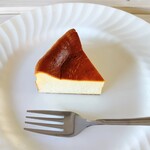 パテスリーワガママ - バスクチーズケーキ