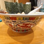 中華そば モンド - 丼デザイン