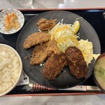 世界一のカキフライと肴 わぶ - 