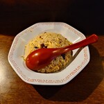 焼豚ラーメン 三條 - ◯チャーハン
焦がし醤油味の味わいで、香ばしい香りも良く
ラードらしき豚の旨味感がシッカリとあり