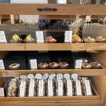 デニッシュ専門店&コーヒースタンド DE・NI - 
