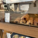 デニッシュ専門店&コーヒースタンド DE・NI - 