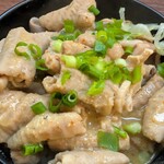 だるま大使 - もちろん赤い粉をたっぷり振り掛けてからいただいた