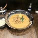 地獄の担担麺 護摩龍 - 