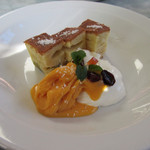 バックシュトゥーベ - 自家製クワーク&マンゴーアイス&本日のケーキ(^^)