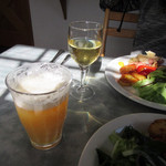 バックシュトゥーベ - ドイツワイン(今回はフランケンワイン)とノンアルのビアテイストオレンジ(^^)