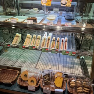 カフェ・ベローチェ_1