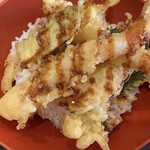 丼匠 - 彩り天丼と温かいミニうどんのセット