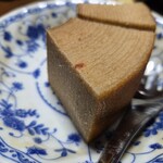 Farmkuchen Fukasaku - 実家で切り分けて食べました。イチゴの甘酸っぱい香りが良かったです