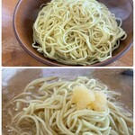 大久ラーメン - 替玉 150円
味変はニンニク投入