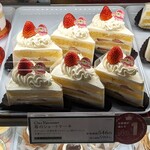シェ・レカミエ - 料理写真:苺のショートケーキ