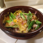 シシリヤ - アスパラのカルボナーラ シャキシャキ美味なり
      混ぜていただきます！