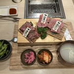 Kobe Gyu Yakiniku Sukiyaki Ulala Shibuya - 毛豆也来了呢