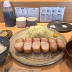 tonkatsu.jp - とんかつセット　小ライス