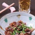 たかはし酒房 - こちらも国産牛肉を使用した牛すじの煮込みです。とにかくじっくりコトコト煮込んでおられますね。
