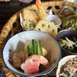 古民家で昼ごはん梅里 - 