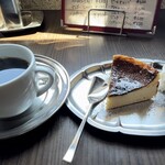 ミュージック喫茶カンビア - コーヒーとバスチー