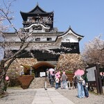 うし若丸 - 犬山城