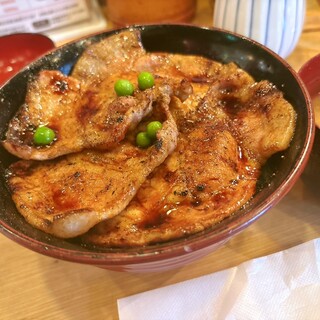 豚丼のぶたはげ_0
