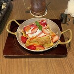 星乃珈琲店 - 苺のフレンチトースト