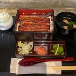 鰻の成瀬 - 料理写真:上うな重・竹(2500円)