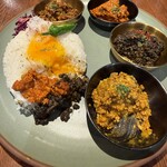 中目黒カレー明凛堂 - 【4種盛り世界のキーマ】