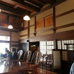 Teuchi Soba Kurumaya - 雰囲気のある店内