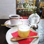 ルスルス - プリン、コーヒー