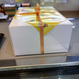 和洋菓子司 さかじり_0