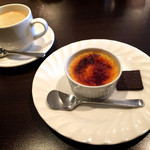 パスタ イイネ - デザート & ドリンク ¥600
            デザートはカタラーナ(バニラ・カフェモカ)かガトーショコラから選べます。