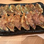 カワカミ餃子店 - 