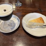 カフェ・アンセーニュ・ダングル - 