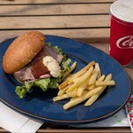 NASU FOREST KITCHEN - 日光高原牛のローストビーフバーガーセット&ポテト