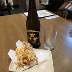 山本屋総本家 - サッポロビール(中瓶)￥770-を添えて