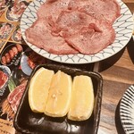 ホルモン湯田のじゃん横 - 