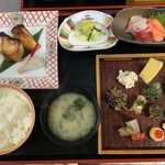 旬菜料理 苧麻 - 