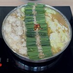 博多牛雜鍋 前田屋 今泉店 - 